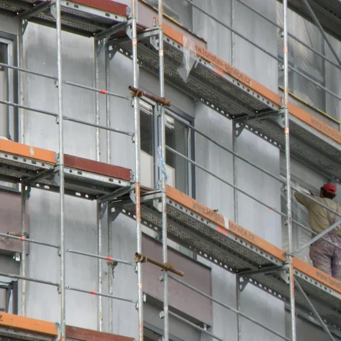 East County San Diego Scaffolding facade work platforms with metal planks and safety rails